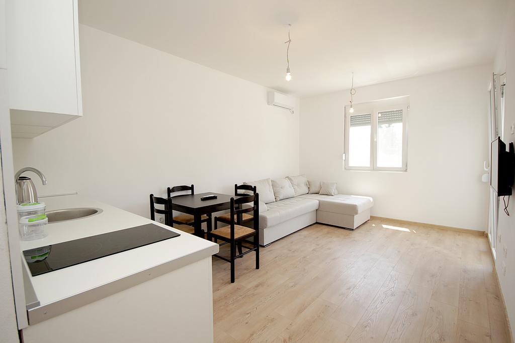 באר Apartmani Begovic מראה חיצוני תמונה