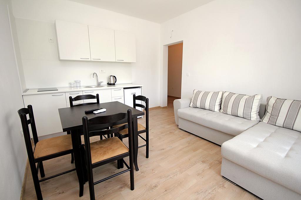 באר Apartmani Begovic מראה חיצוני תמונה