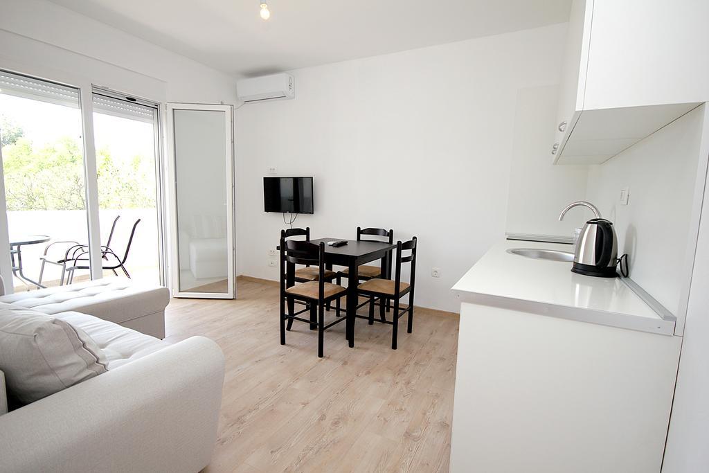 באר Apartmani Begovic מראה חיצוני תמונה